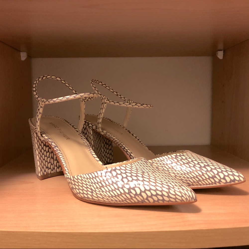 Marc Fisher low pumps heels size 6.5 chunky heel